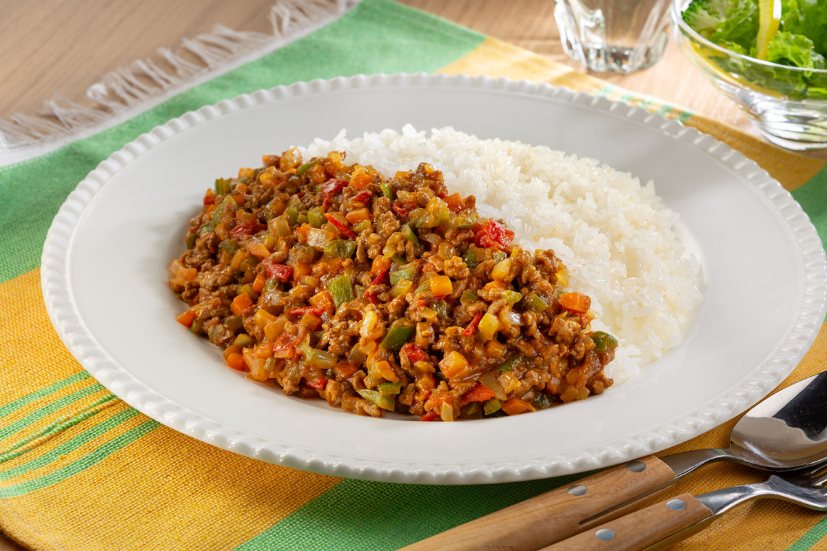 カレールーで作る絶品ドライカレー｜黄金比と失敗しない溶かし方