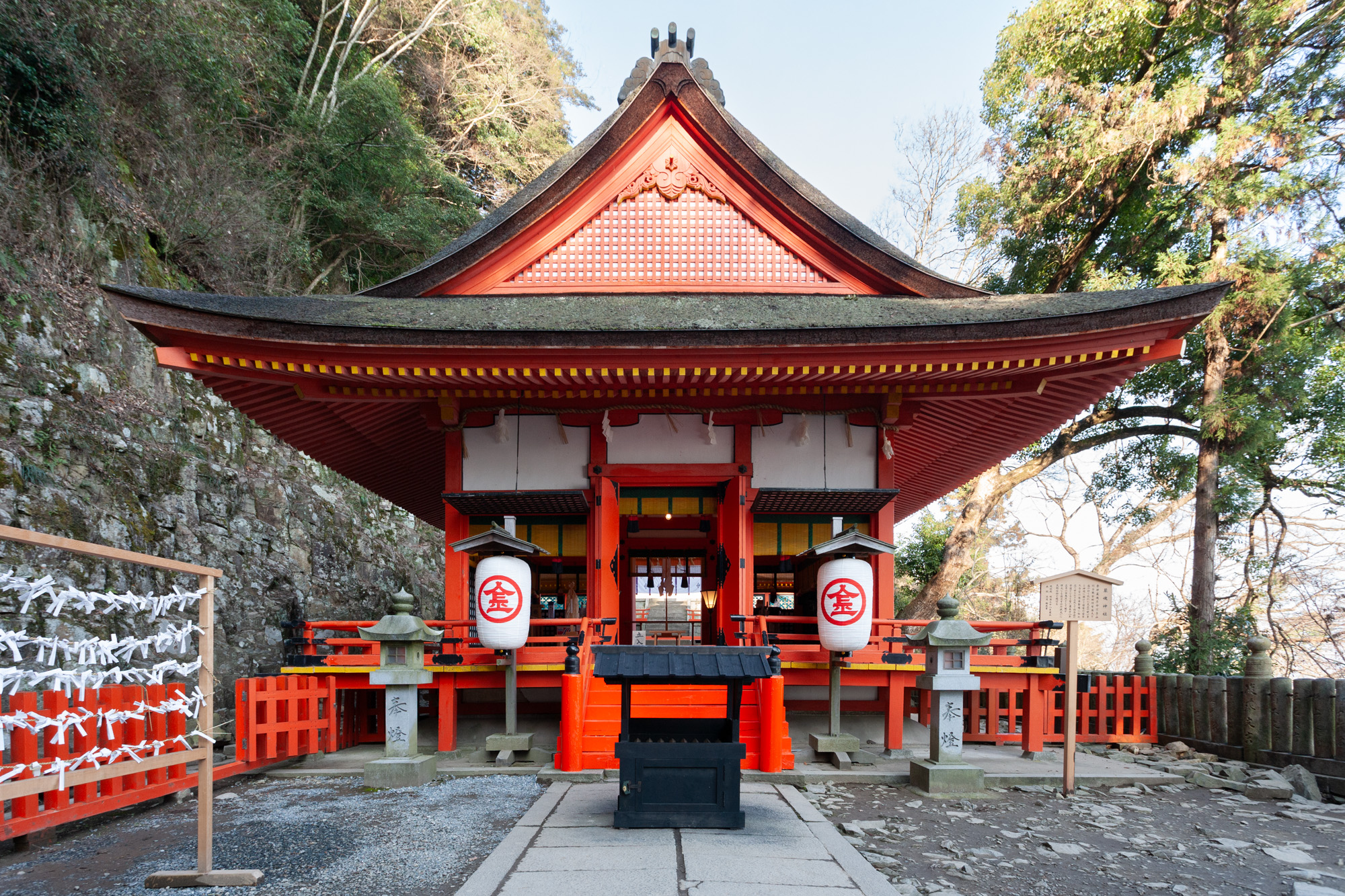 1368段の先になぜ天狗が？金刀比羅宮「厳魂神社」の謎と限定守りを徹底解説