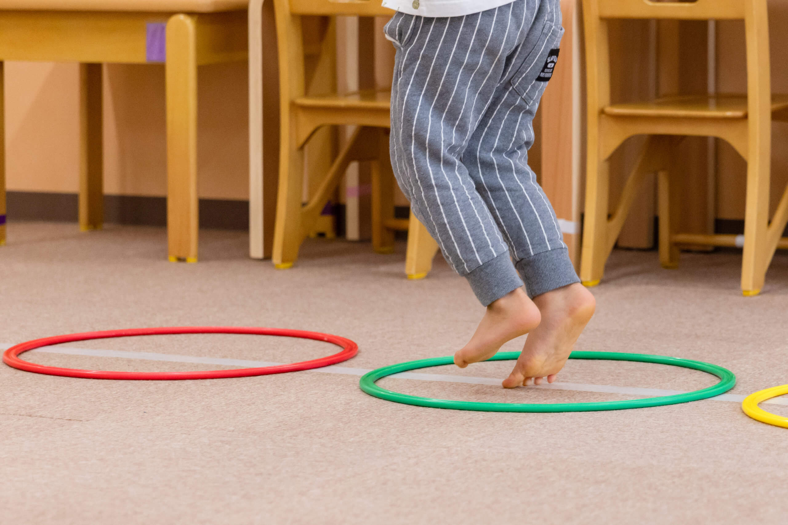 落ち着きがない子供の行動を変える！感覚統合遊びの理由と家庭実践