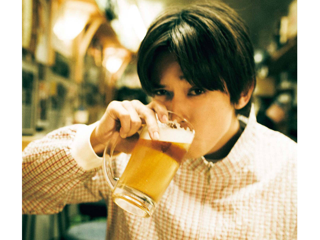 吉沢亮の酒豪伝説と酒癖の真相！泥酔失敗談や自宅晩酌の素顔