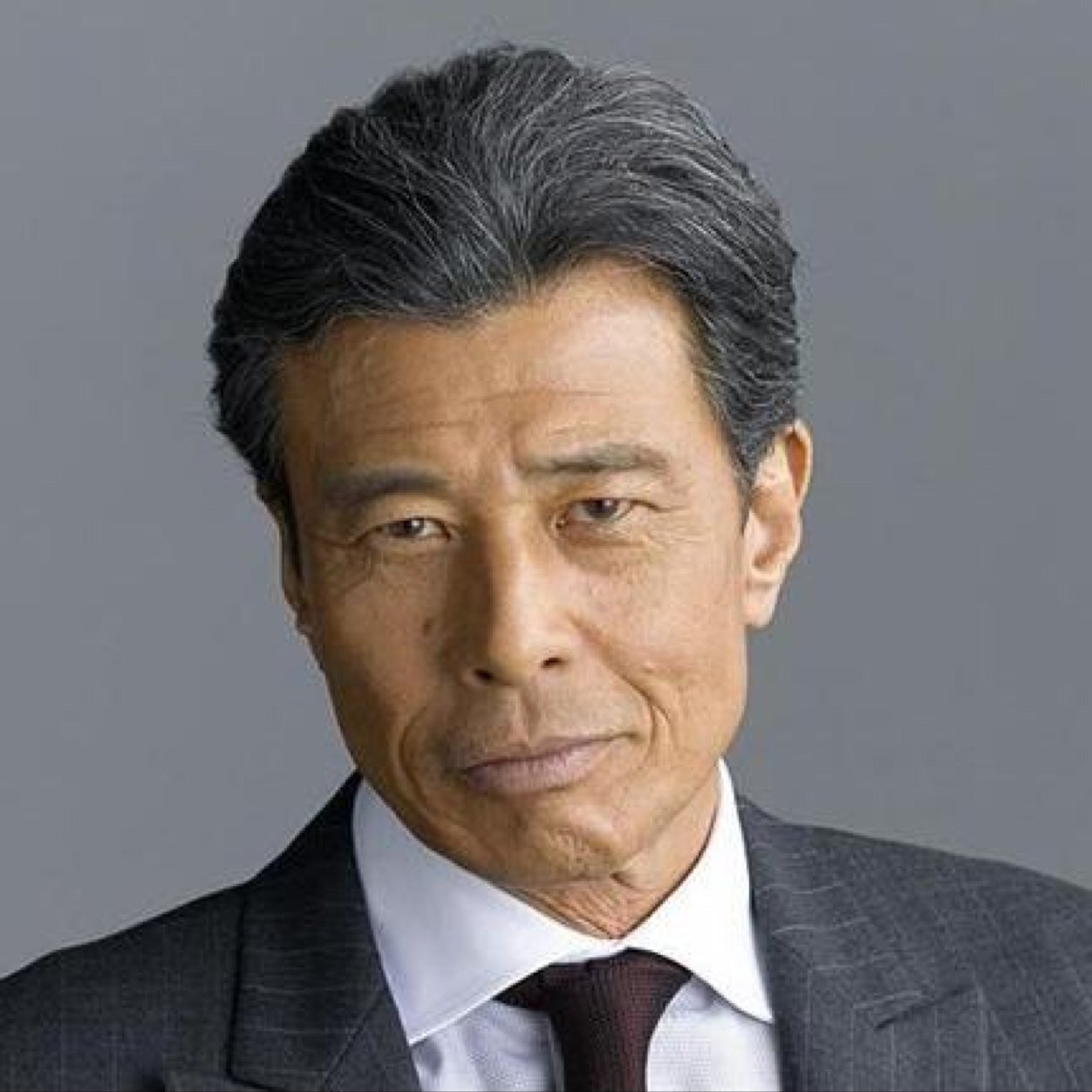 舘ひろしの現在と妻との絆｜名門実家の真相から最新映画まで徹底追跡