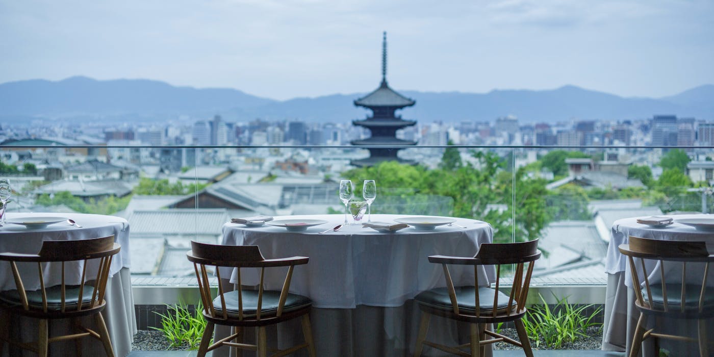 ひらまつ高台寺の評判とドレスコード徹底解剖！八坂の絶景フレンチの真価