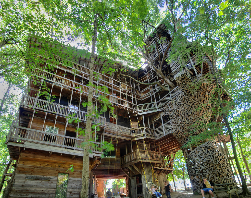 Minister's Treehouse Crossville Tennessee Usa