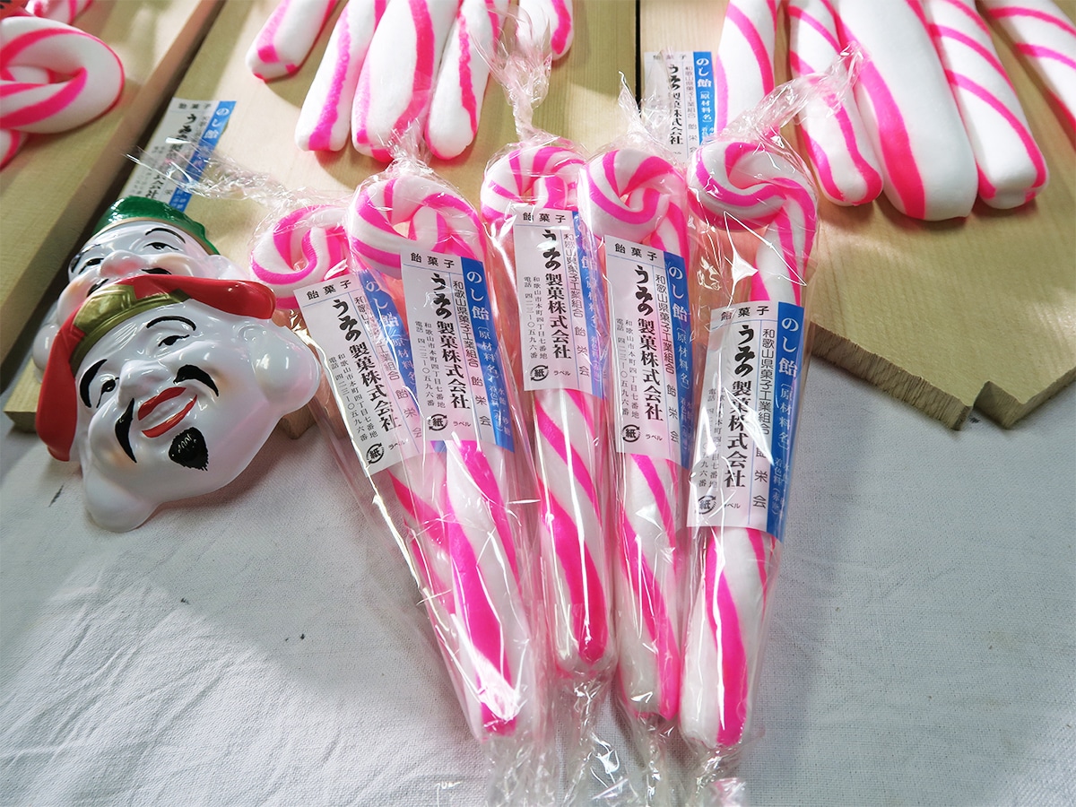 縁起菓子「のし飴」なぜ細長い？由来と歴史・名店のお取り寄せまで解説