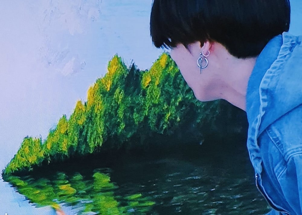 Jungkook Art in the Soop