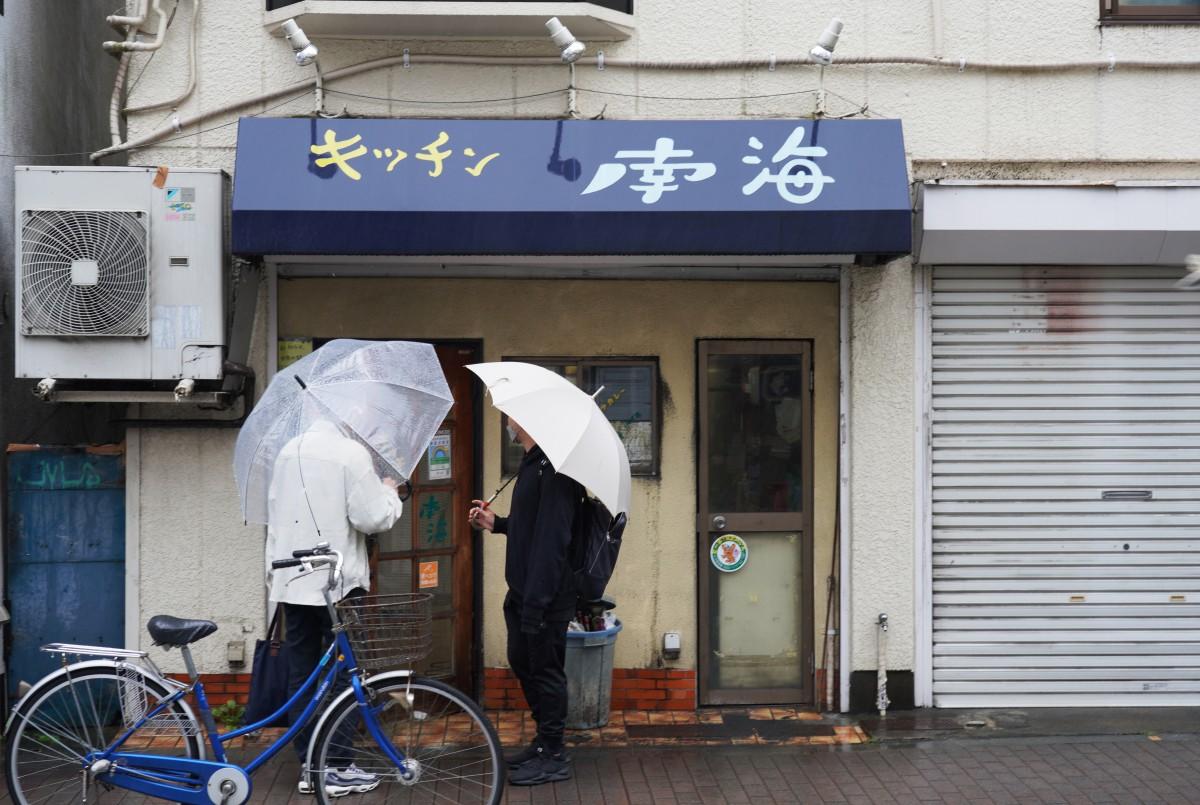 キッチン南海早稲田店の名物カツカレー！愛された理由と現在の系譜