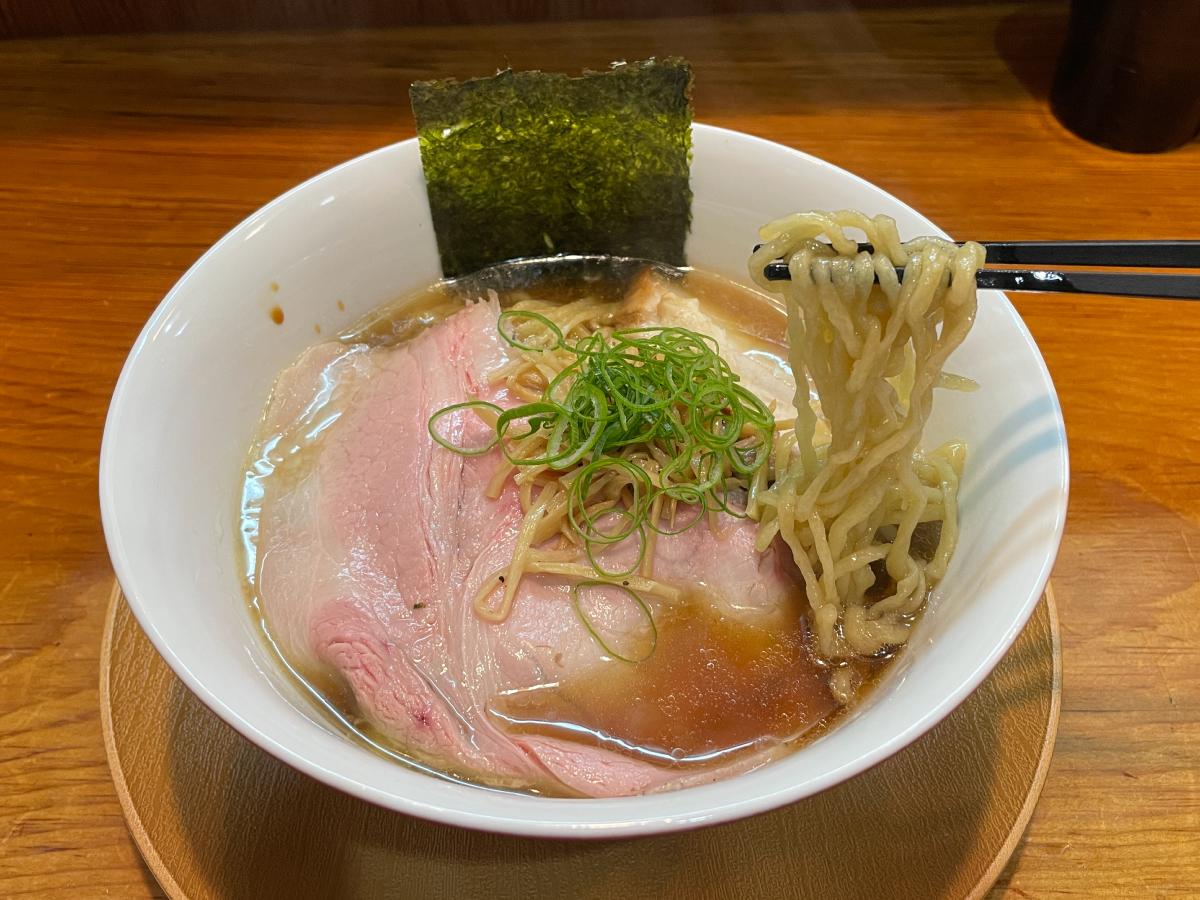 秋田・横手ラーメン徹底解剖！麺通が唸る至極の十文字中華そば