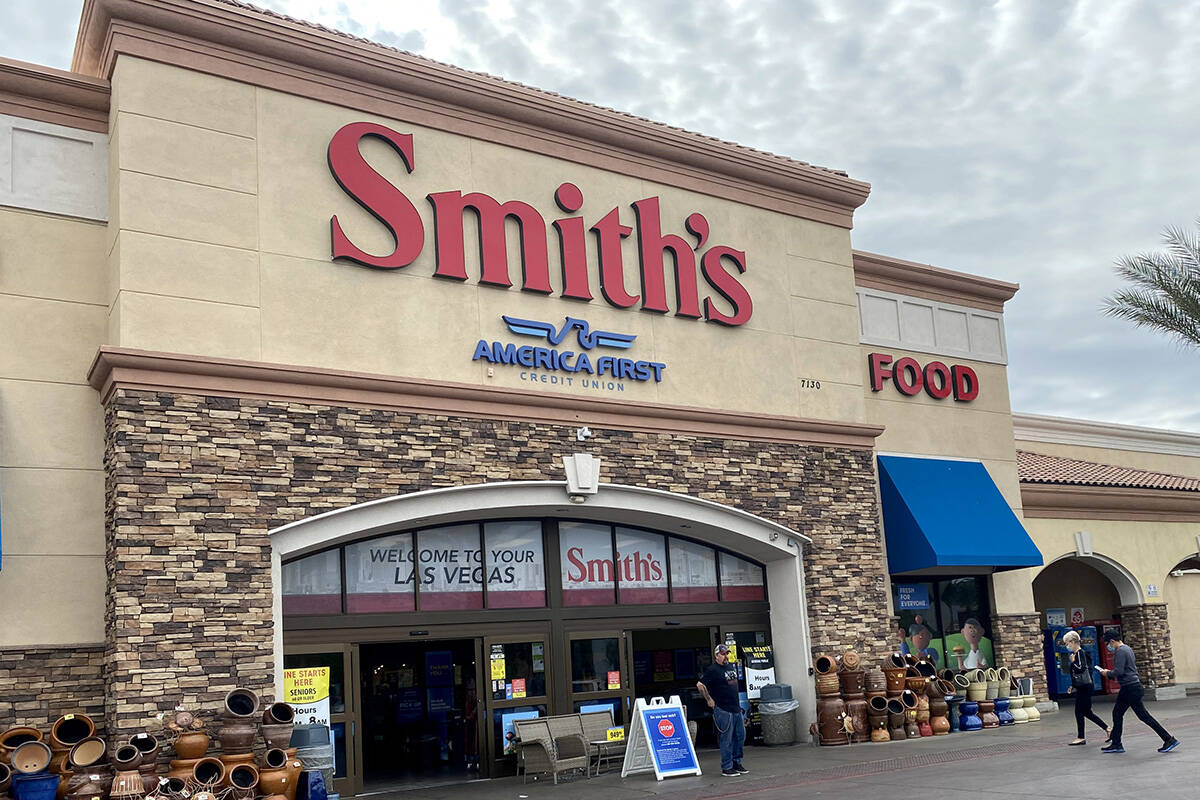 Who Owns Smiths Grocery