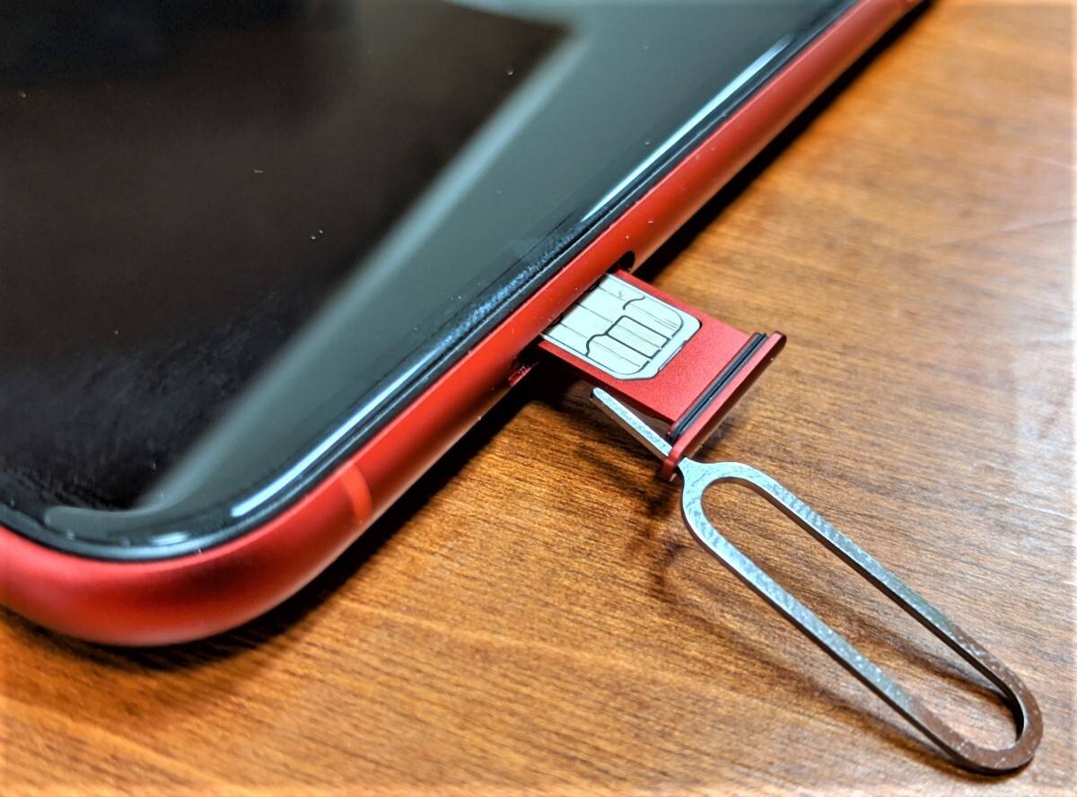 【2026年】Simカード取り出し方完全解説！ピンなし代用品と注意点