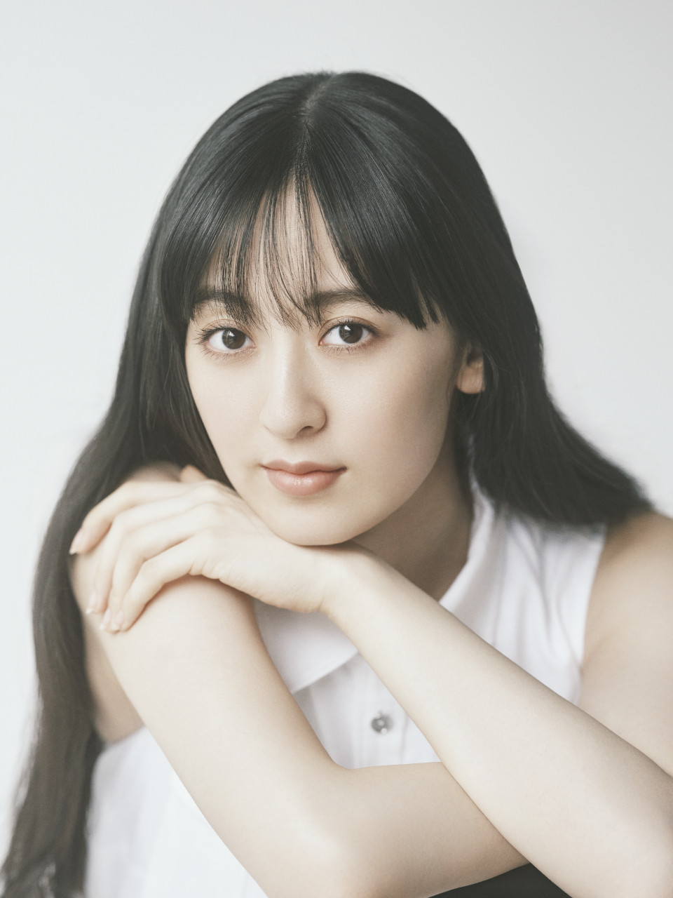 斉藤由貴の娘・水島凛の現在とは？激似の素顔と本名や出身大学の真相