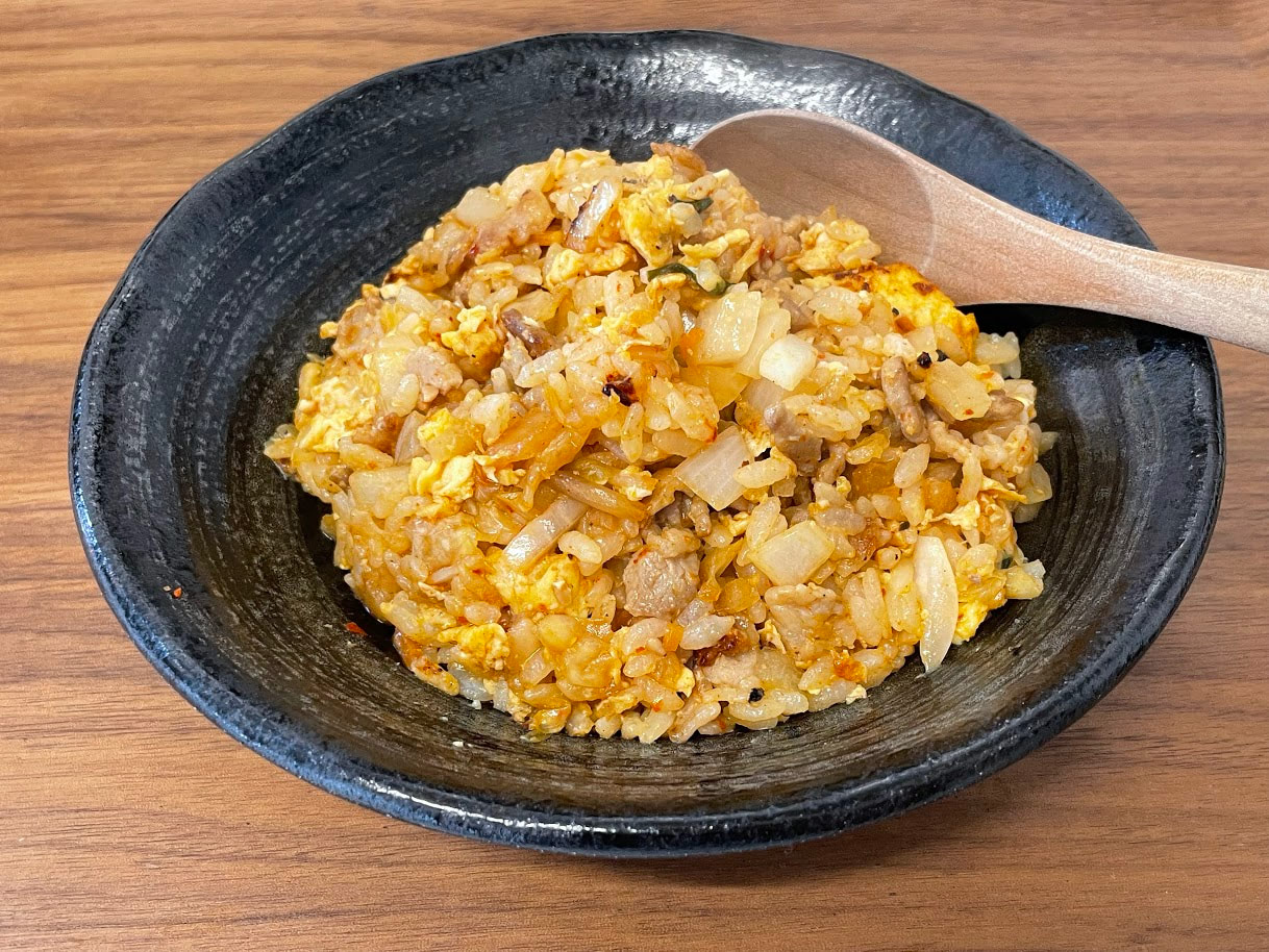リュウジのキムチチャーハンはなぜ旨い？酸味を抑えパラパラにする極意