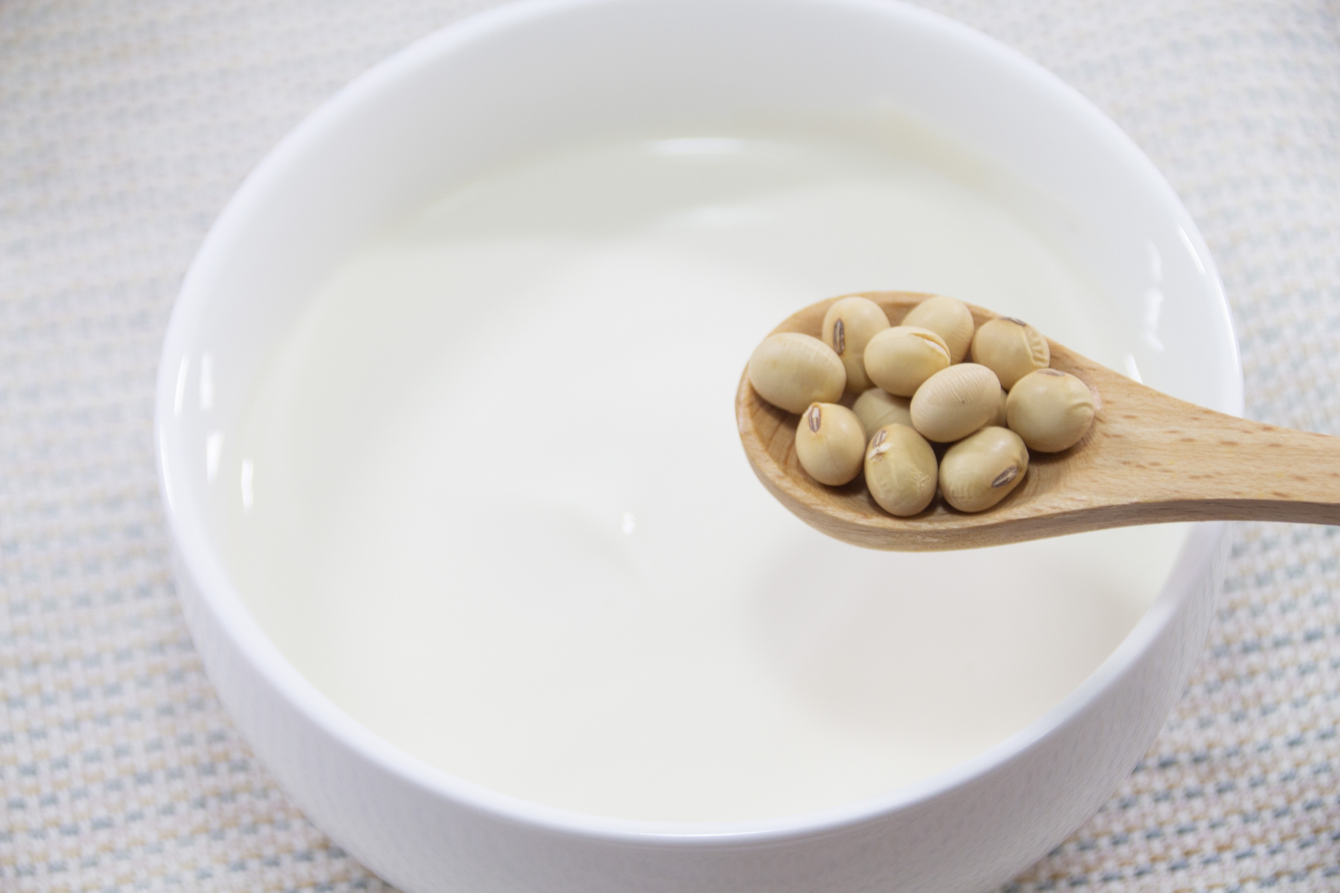 豆乳ヨーグルトは本当に危険？毎日食べるリスクと乳がんの真相