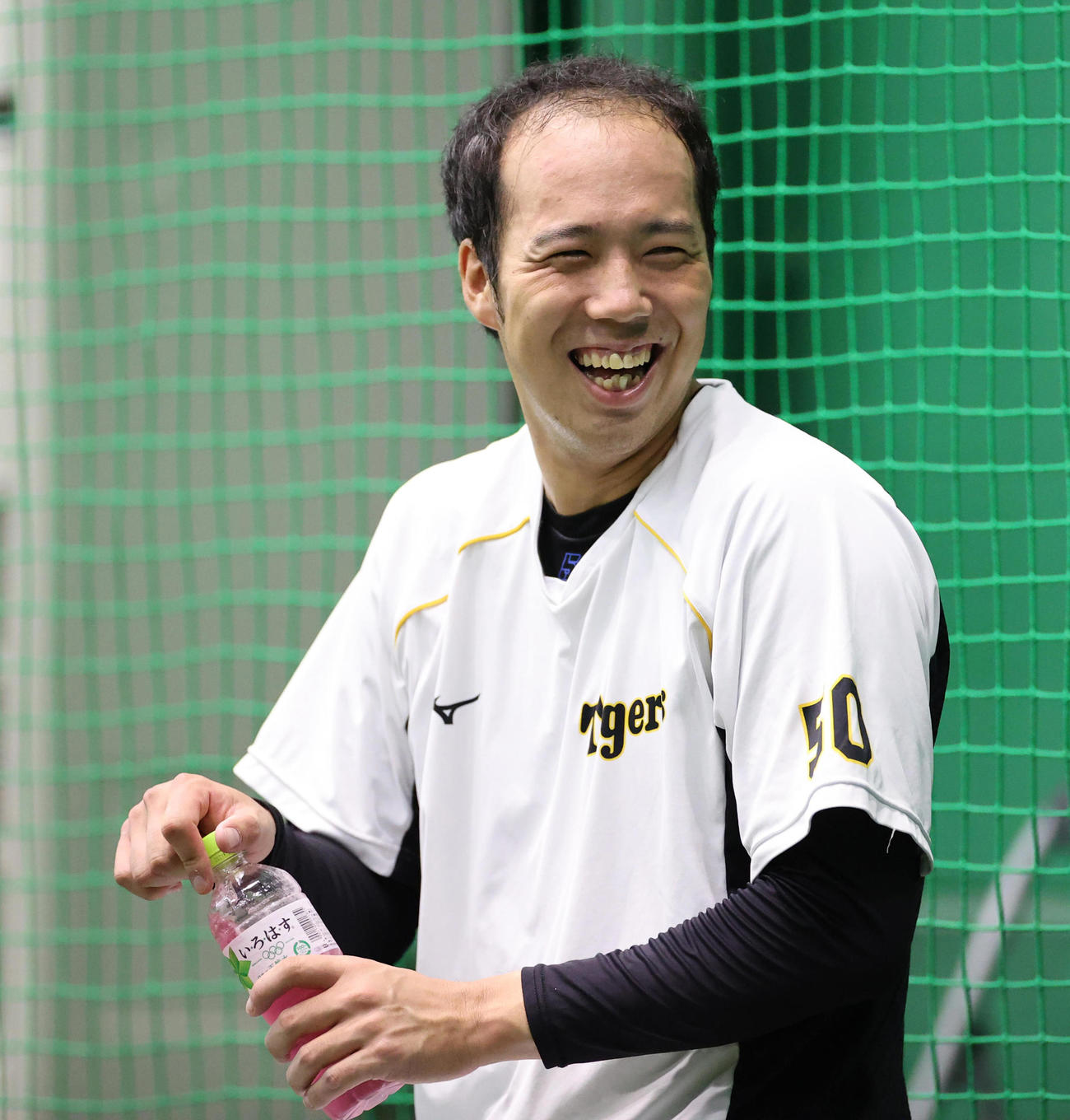 阪神・青柳晃洋の「頭」が愛される理由！自虐ネタの真相と現在の姿