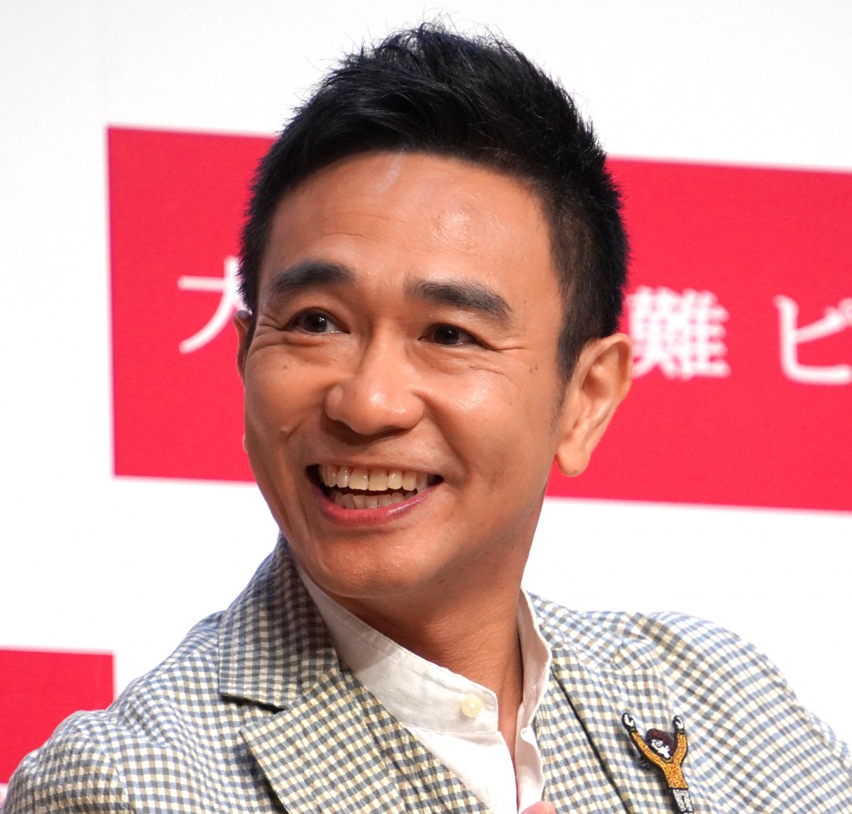 2026年、なぜ観客は「八嶋智人」に惹かれ続けるのか？ 舞台と映像を縦横無尽に駆け抜ける希代の表現者の矜持