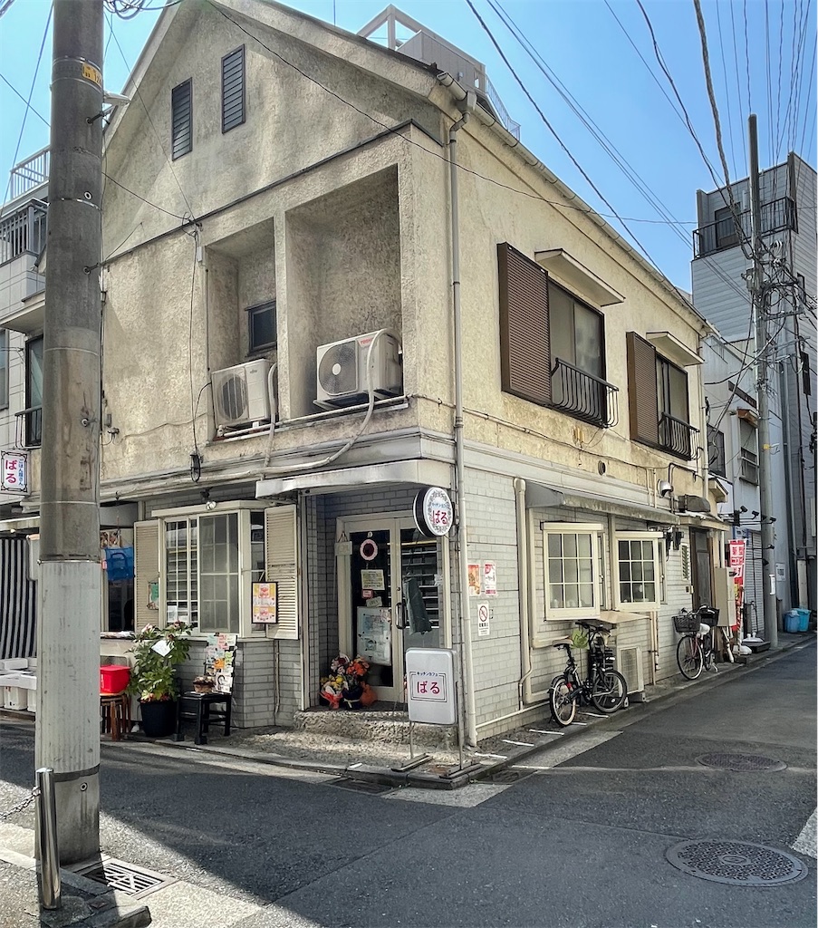 昼夜で劇的に化ける噂の二刀流名店！人気バルの厨房へ潜入取材