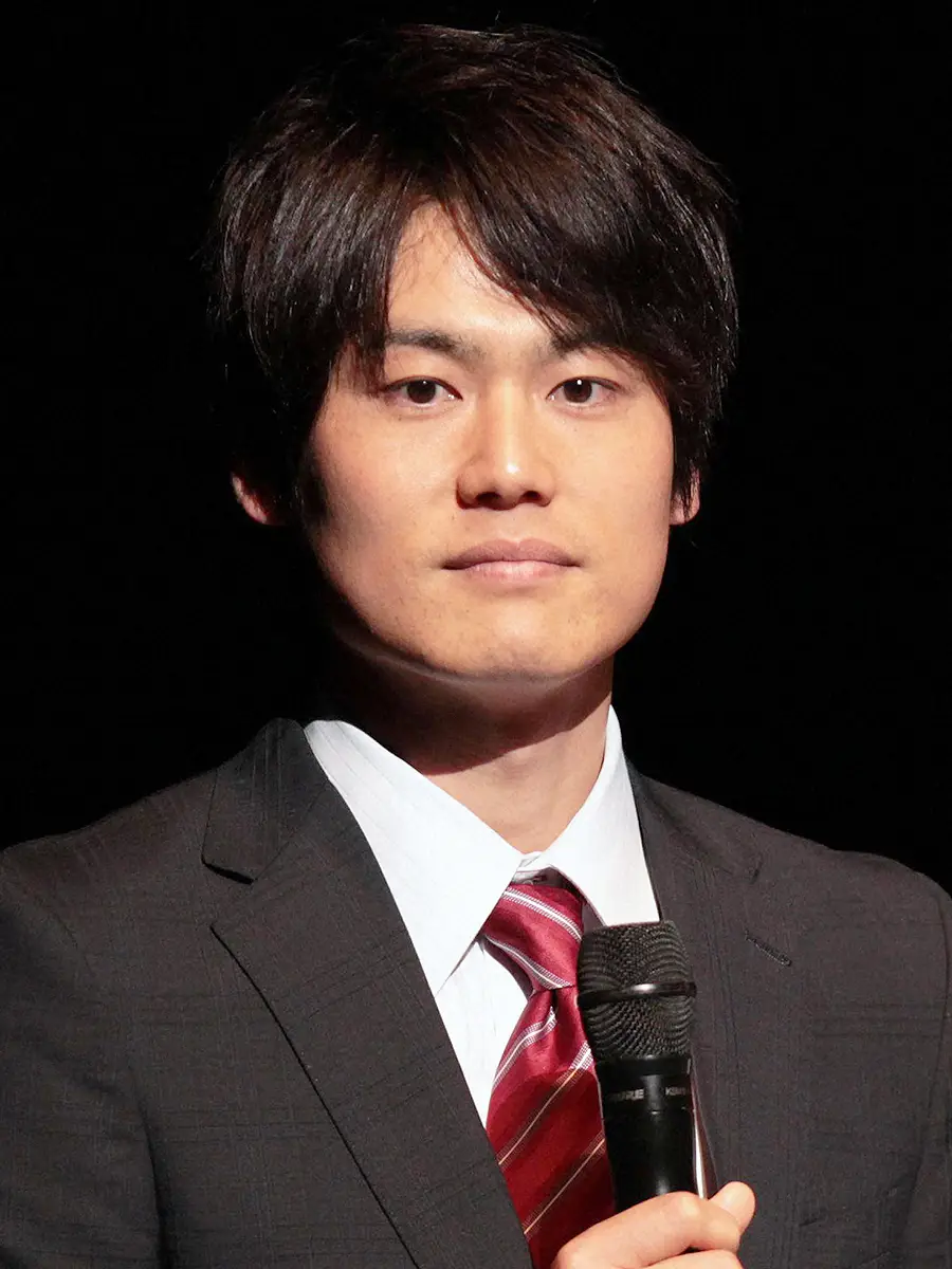上重聡の結婚相手は誰？安座間美優との破局理由と現在独身の真相