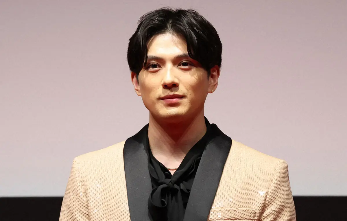 世界を射止めた新田真剣佑、過去の「スクープ」と現在地――執拗に囁かれる噂の真相と、彼が選んだ沈黙の意味