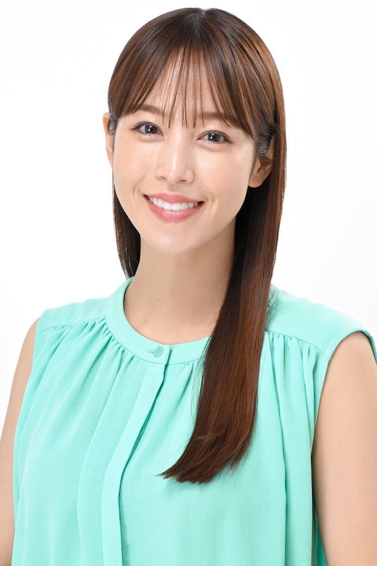 鷲見玲奈が明かすフリーアナのリアル！ドラマ進出と最新の素顔