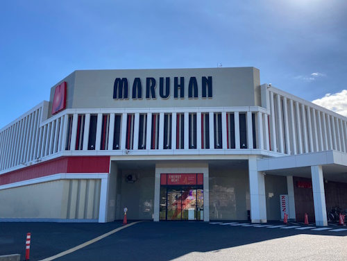 【2026年最新現地レポ】新時代のレジャー空間「マルハン 小田原」が提示する、地域密着型エンタメの未来