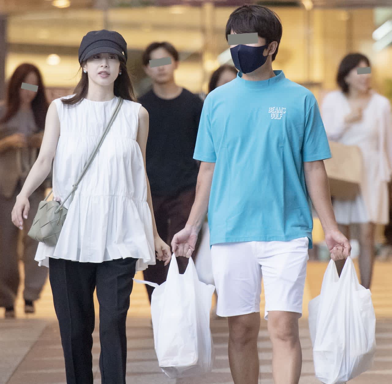 加藤綾子の結婚相手はロピア社長！年収や馴れ初めと現在の夫婦生活