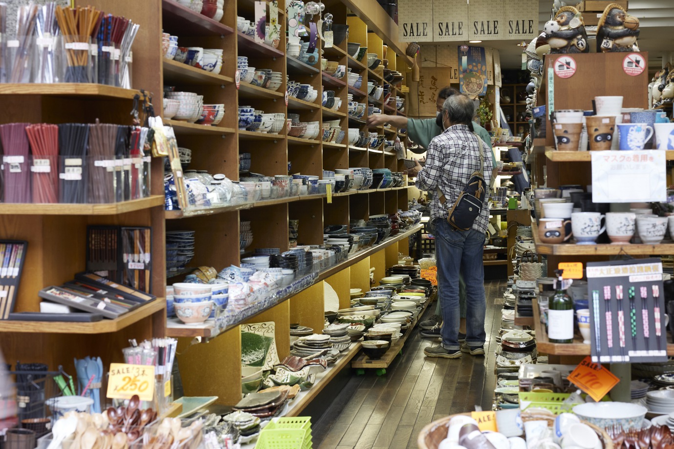 千日前道具屋筋商店街の魅力解剖！プロ用包丁から体験まで徹底解説