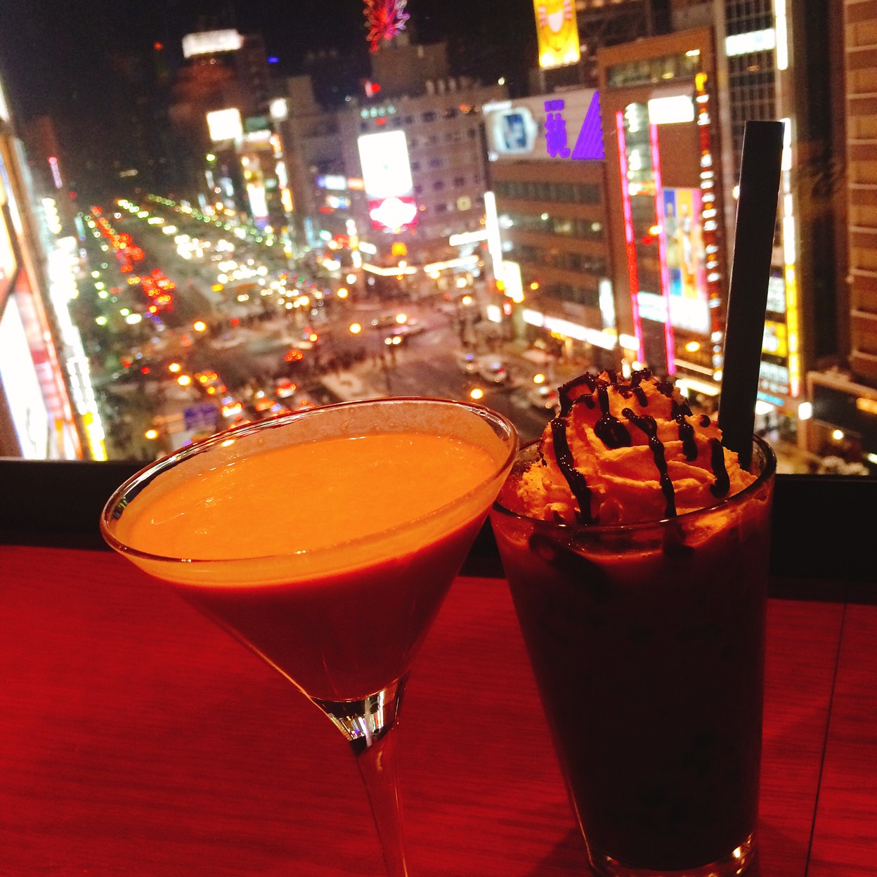 すすきの夜景を一望！エレクトリックシープバーの全貌と攻略法