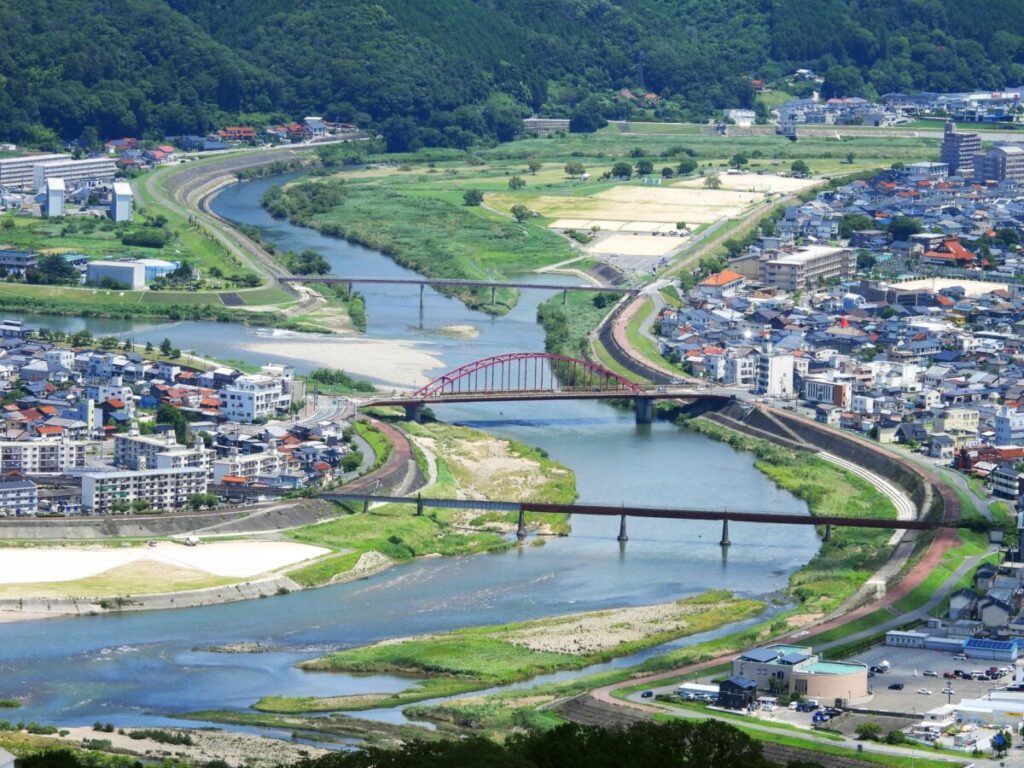 広島県三次市が今話題！絶景の霧の海ともののけの聖地を徹底取材