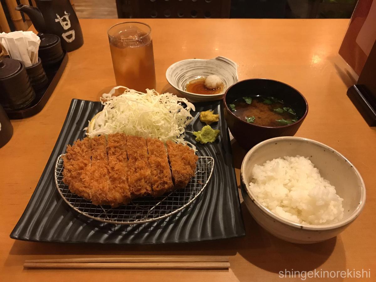 【2026最新】両国「とんかつ はせ川」圧倒的絶品のカツに唸る夜。極厚肉とわさび醤油が起こす奇跡の化学反応