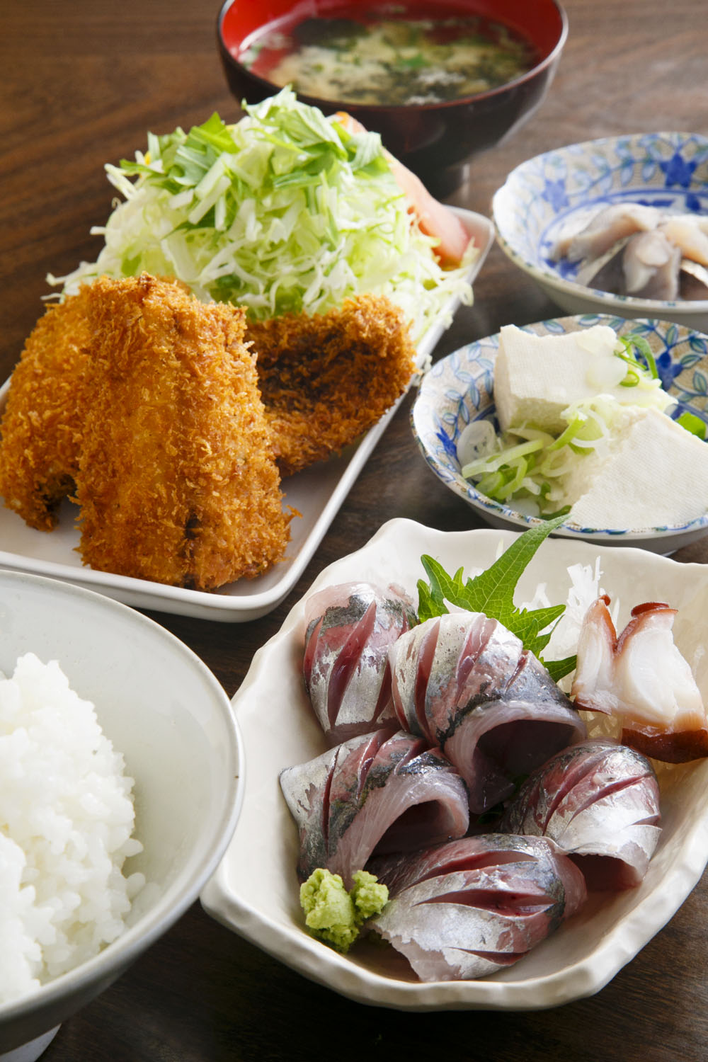 富津の聖地さすけ食堂！黄金アジフライの絶品理由と記帳台攻略【2026】
