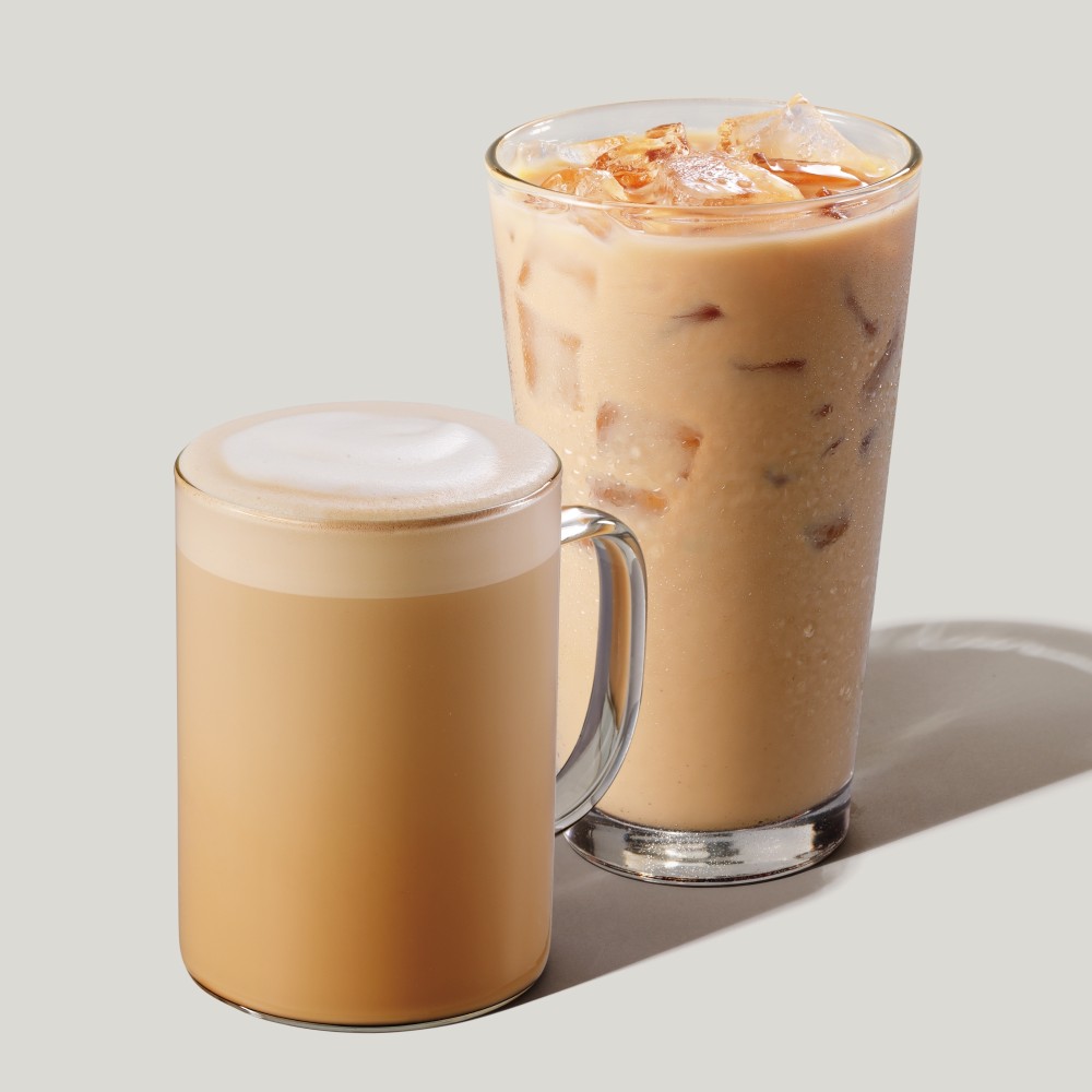 スタバのアーモンドミルクラテはまずい？糖質・カロリーと神カスタム検証