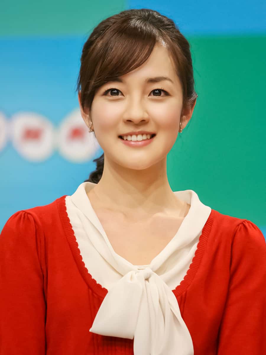 鈴木奈穂子アナの年収は？現在の役職と推定給与・独立の噂を徹底解剖