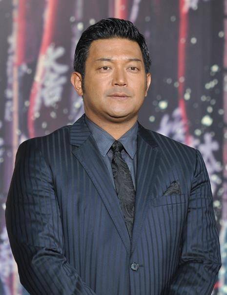 2026年、なぜ「ぐっさん」の地に足ついた生き方に惹かれるのか？ 山口 智 充 が体現する“ブレない男”の真骨頂