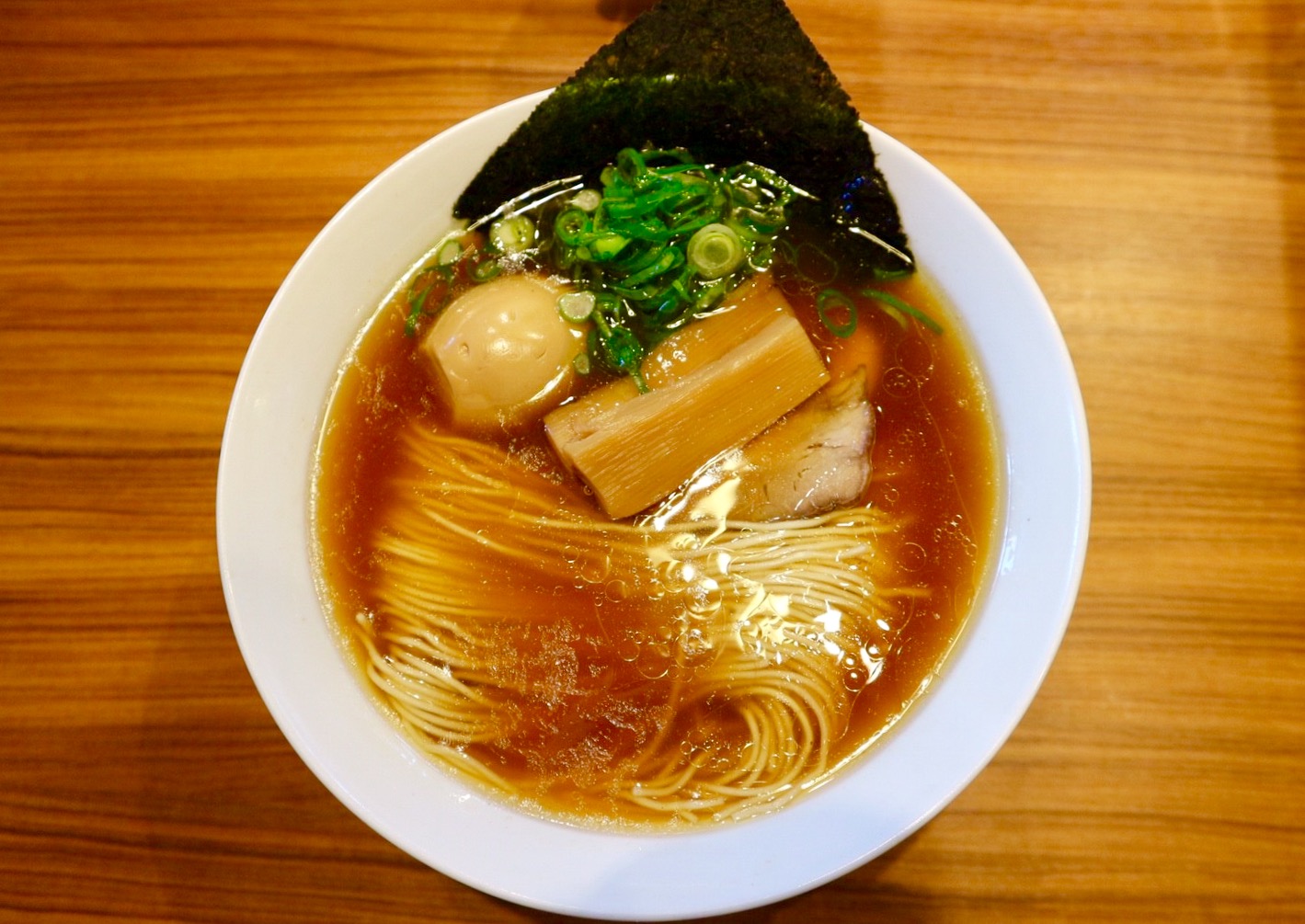 麺や食堂の魅力と行列の秘密を解剖！名物中華そばと混雑回避術
