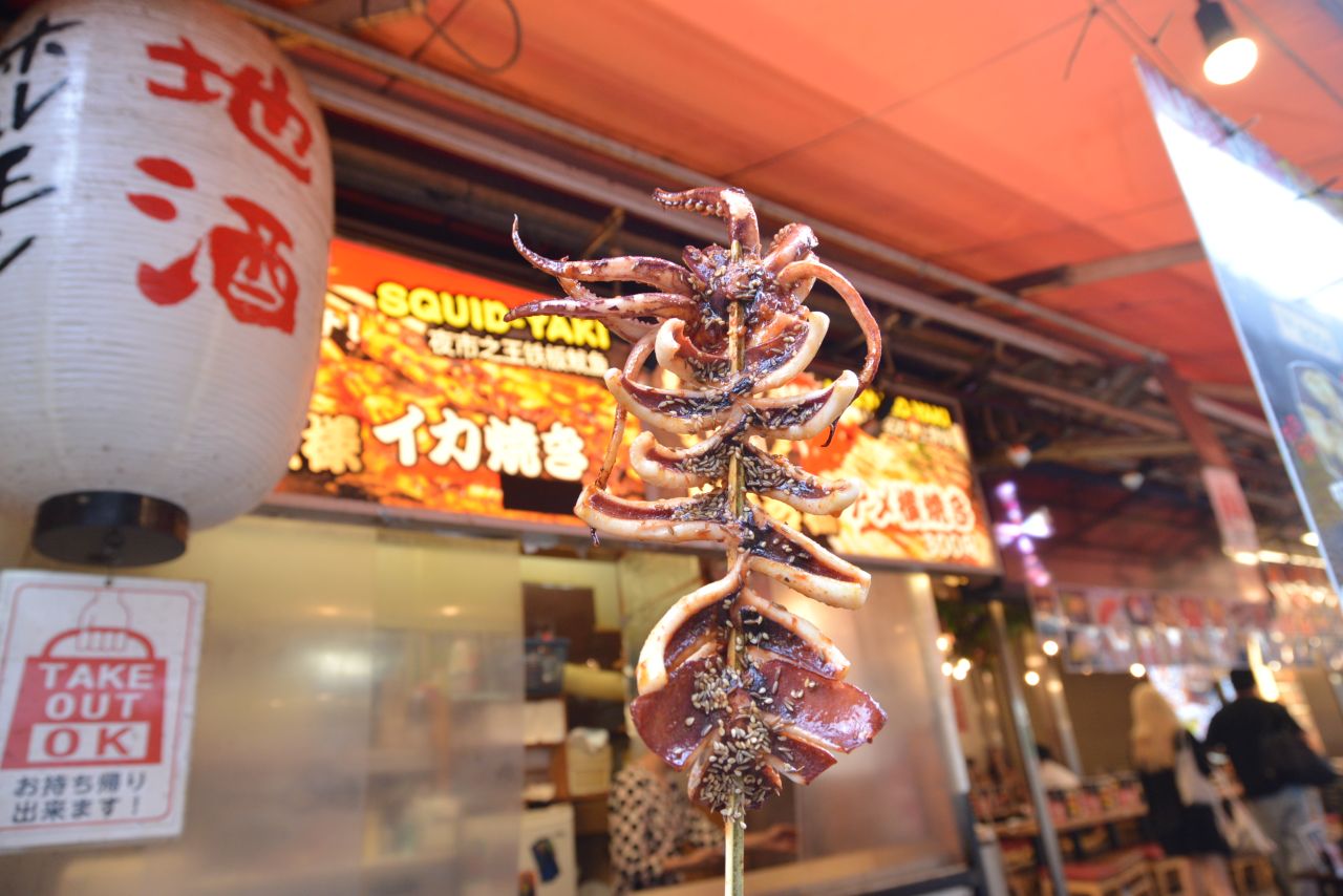 【2026最新】アメ横食べ歩き完全攻略！名店＆穴場マップ
