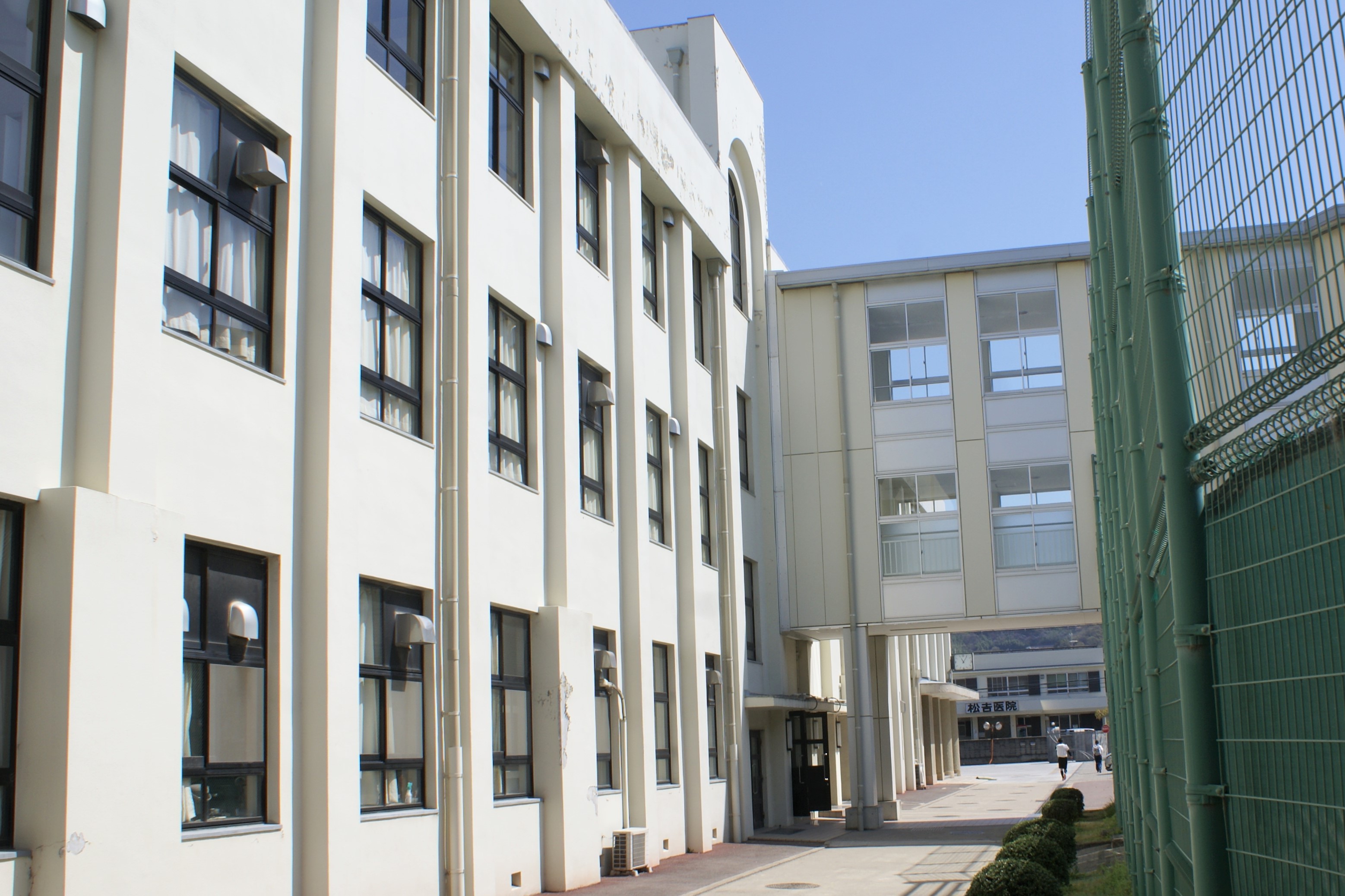 大阪府立四條畷高校の真実！偏差値72文理学科の難易度と進学実績・自由な校風