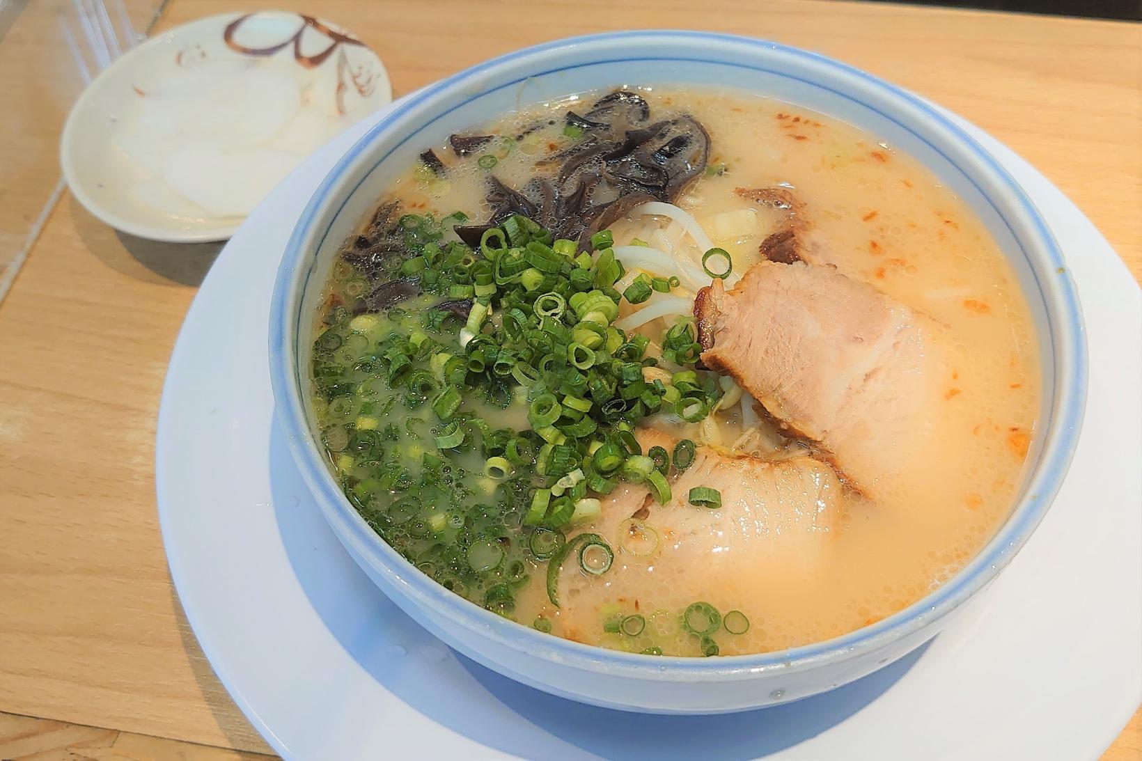 鹿児島「ラーメン小金太」深夜行列の真相！名物炒飯とSサイズの魅力