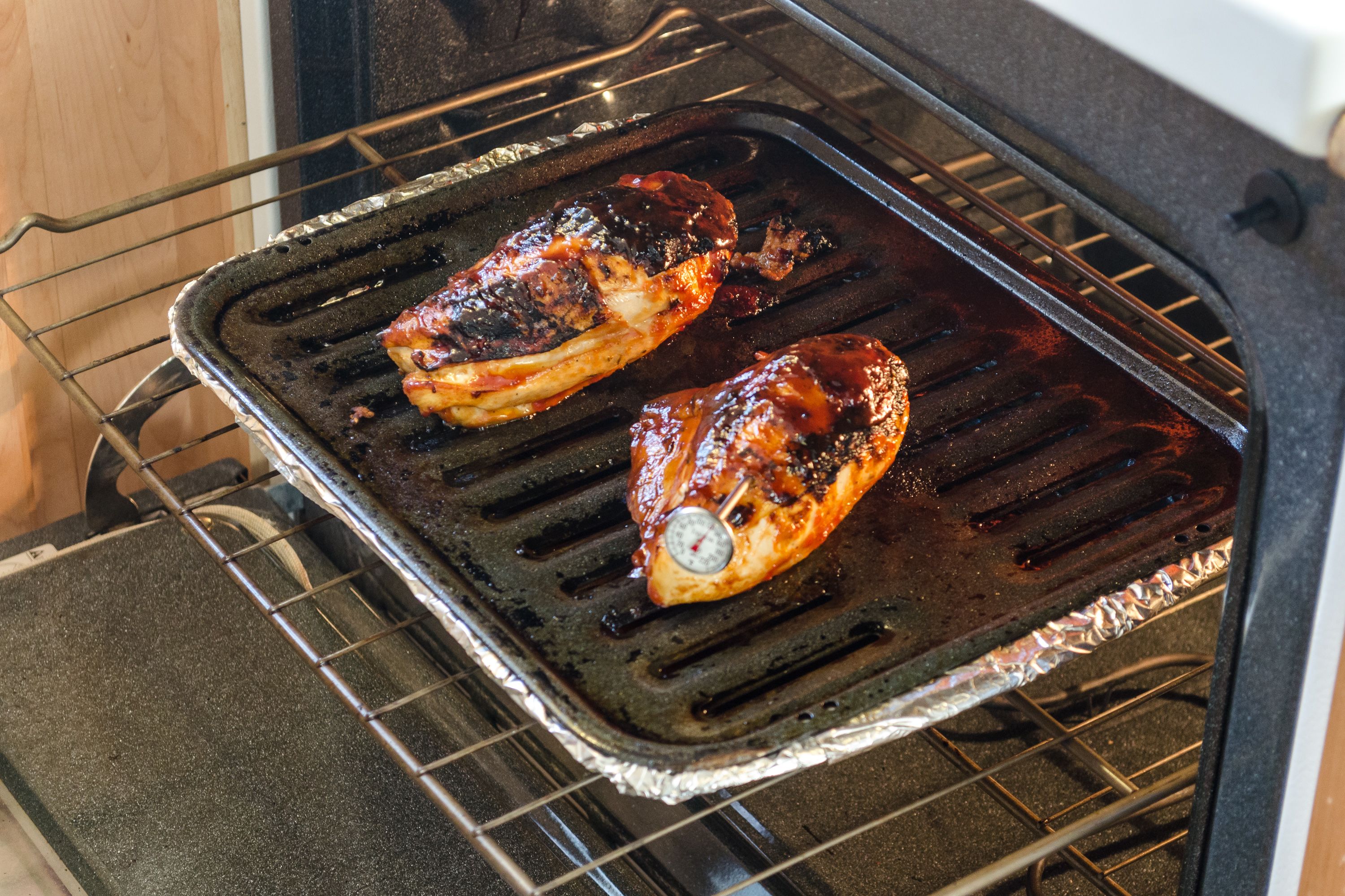 What Is a Broiler in the Oven