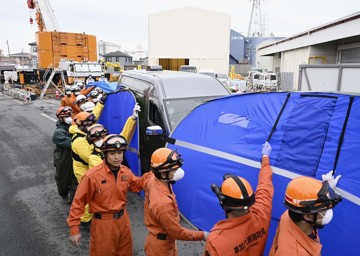 埼玉道路陥没でトラック運転手死亡の真相｜老朽下水管が招いた崩落事故の全貌