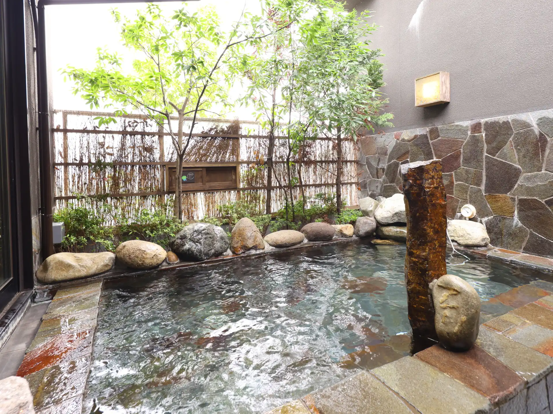 ドーミーイン福井の評判を徹底解剖！温泉・サウナと名物朝食の真実