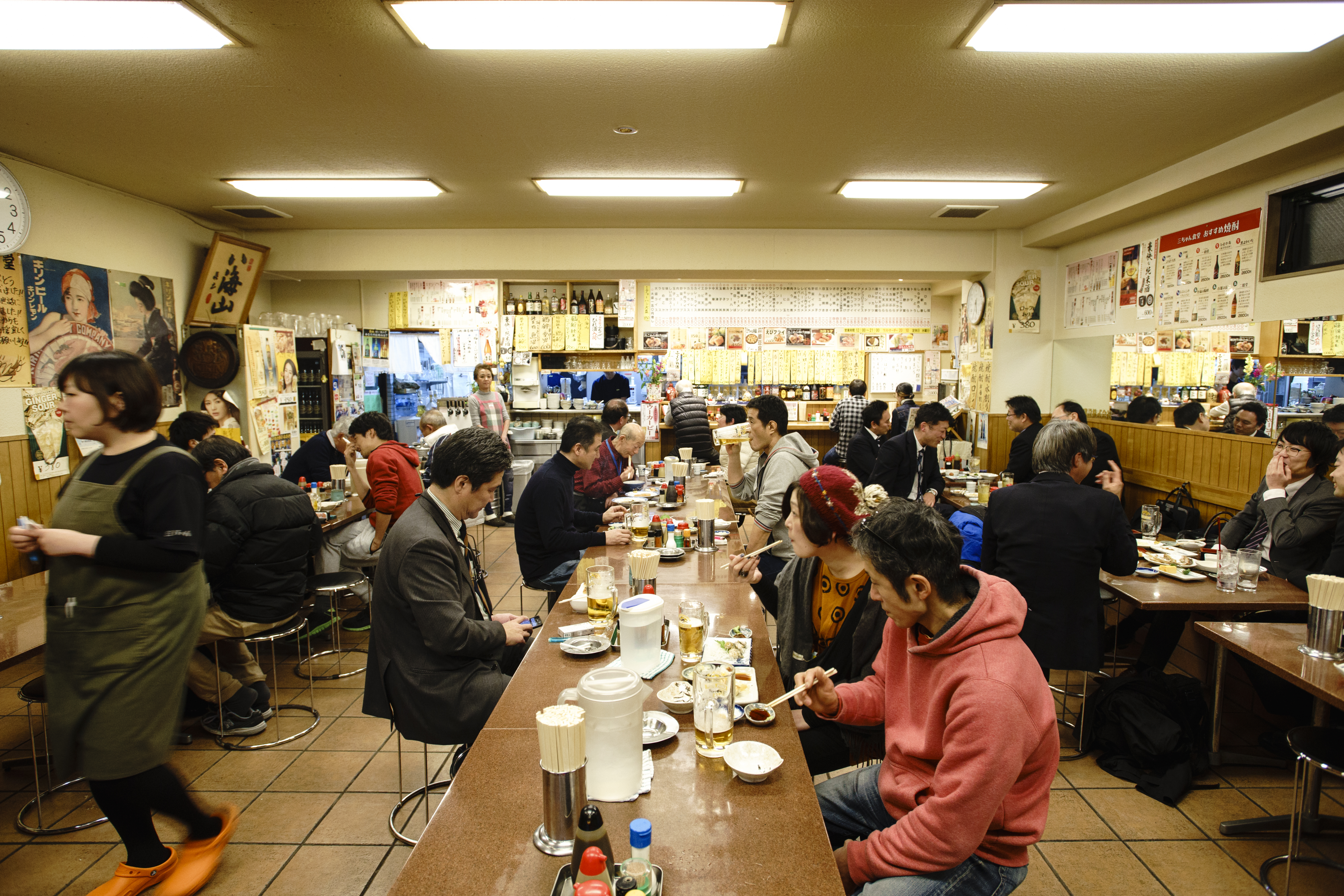 三ちゃん食堂の魅力と真相！孤独のグルメ聖地・新丸子の名店を徹底解剖