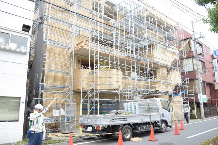 足場屋の給料格差を暴く！未経験から年収1000万を稼ぐ現実