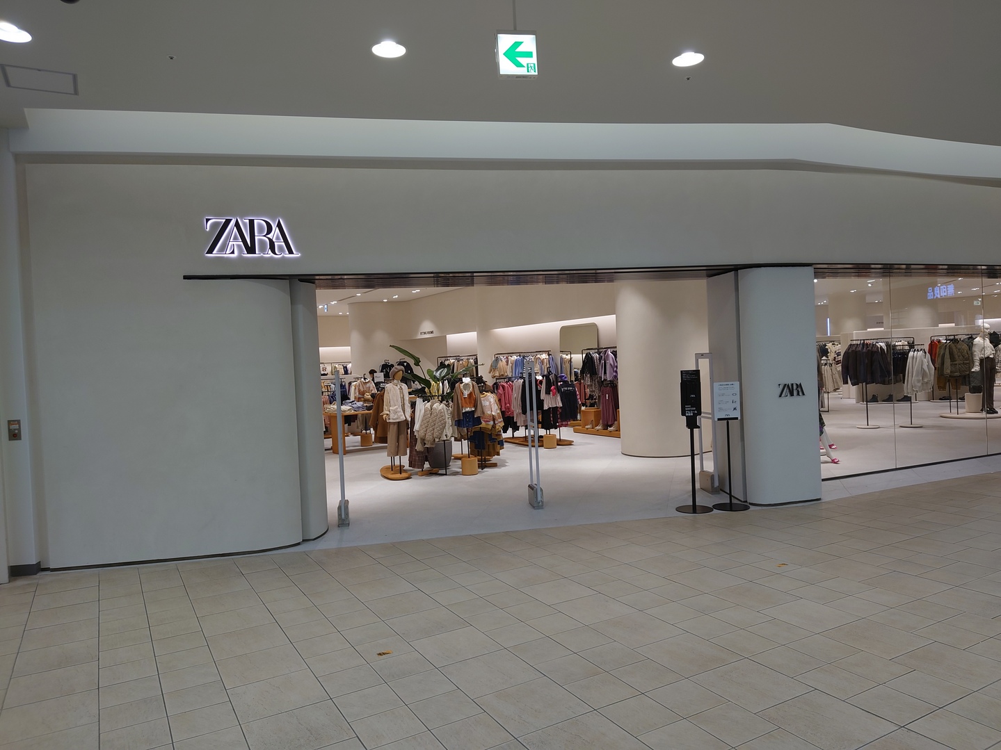 越谷レイクタウンZaraは何階？場所・メンズ・セール最新情報まとめ