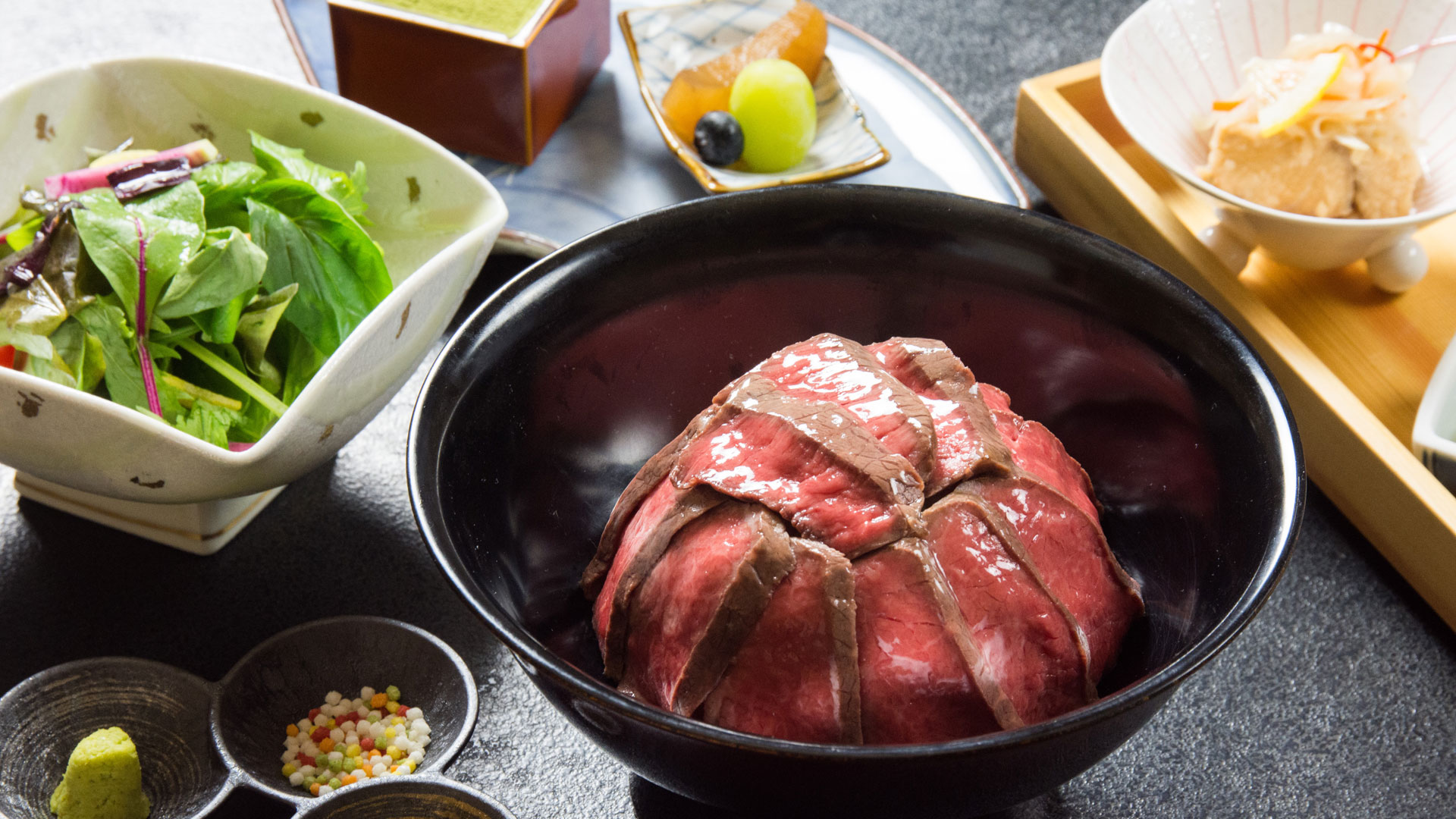 なぜ神戸牛ひつまぶしに熱狂？三宮名店の味・食べ方と相場を徹底解説