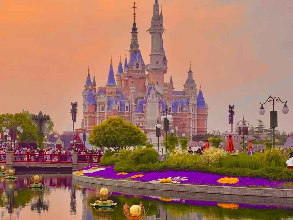 上海ディズニー開園時間は嘘？前倒しの真相と2026年朝の攻略法