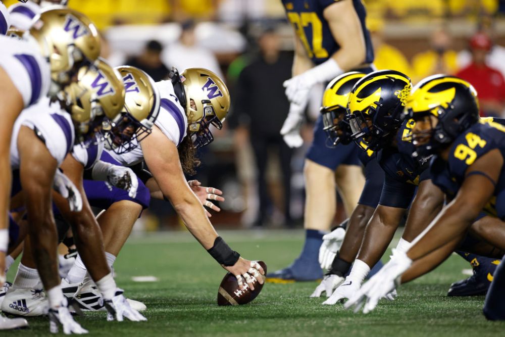 Where to Watch Washington Huskies Football vs Michigan Wolverines Football