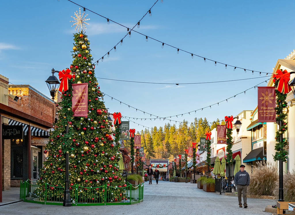 Victorian Christmas Grass Valley