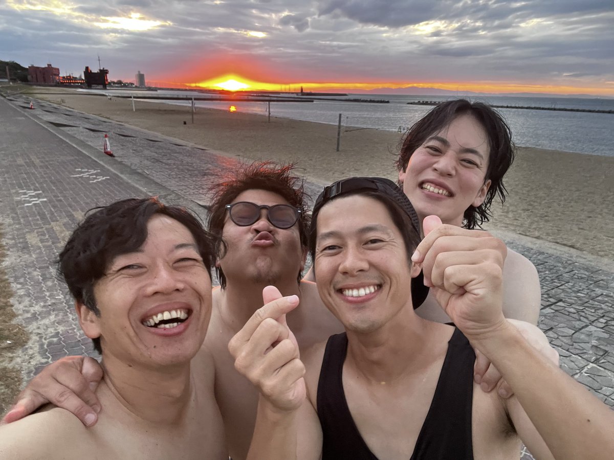 元ソーセージ藤本の現在は？引退理由の真相とアキナ誕生の裏側