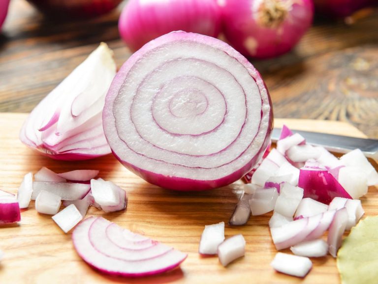 Can You Eat Red Onion Raw