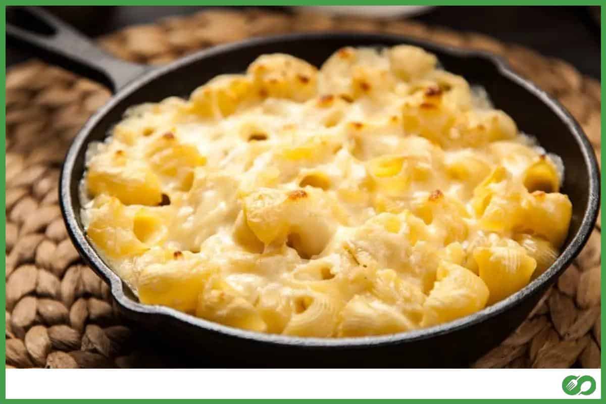 How to Keep Mac N Cheese Warm for a Party