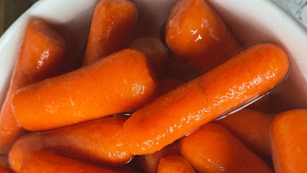 Can You Eat Slimy Carrots